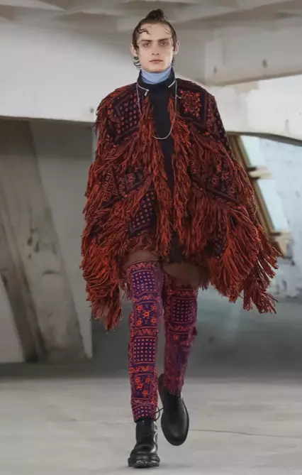 SACAI PRIA FALL WINTER 2018 PARIS33