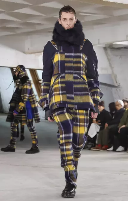 SACAI MENSWEAR AŬTUNO VINTRO 2018 PARIS38