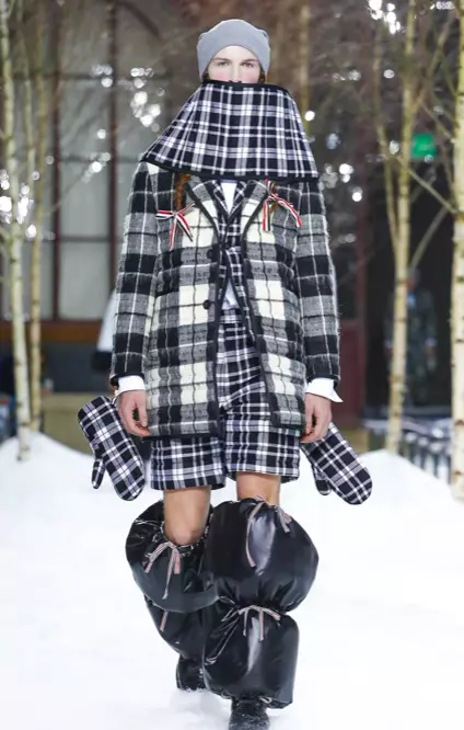 МЪЖКО ОБЛЕКЛО THOM BROWNE Есен ЗИМА 2018 ПАРИЖ25