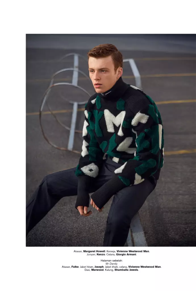 JAKE SHORTALL POU HARPER'S BAZAAR MAN INDONEZIA PA IAKOVOS KALAITZAKIS