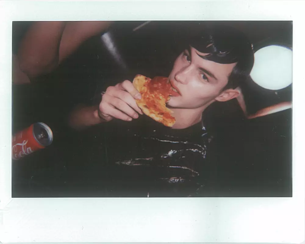 Vi elsker pizza. Spesiell Givenchy 4