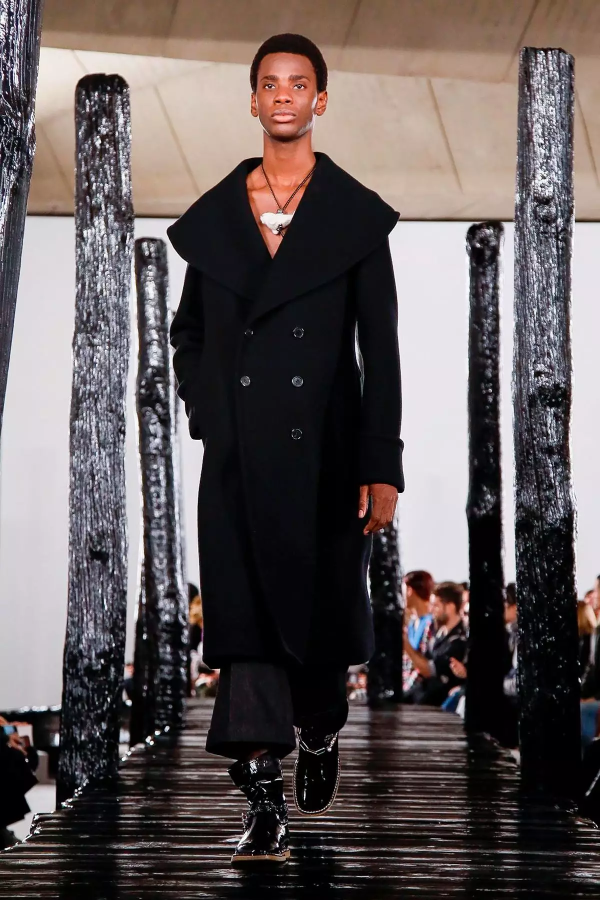 Loewe Menswear Fall/Winter 2020 Paris 42689_5