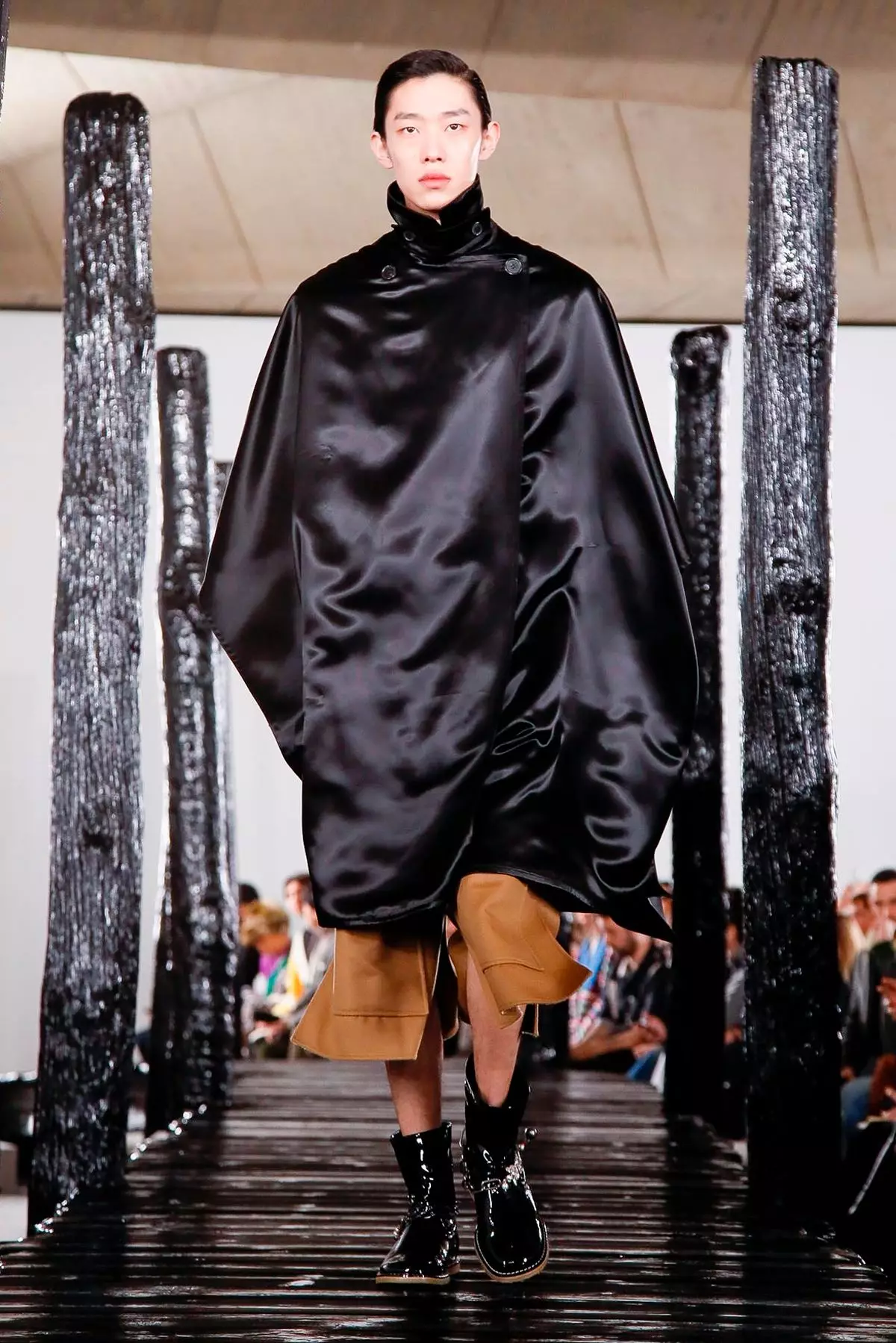 Loewe Menswear Fall/Winter 2020 Paris 42689_7