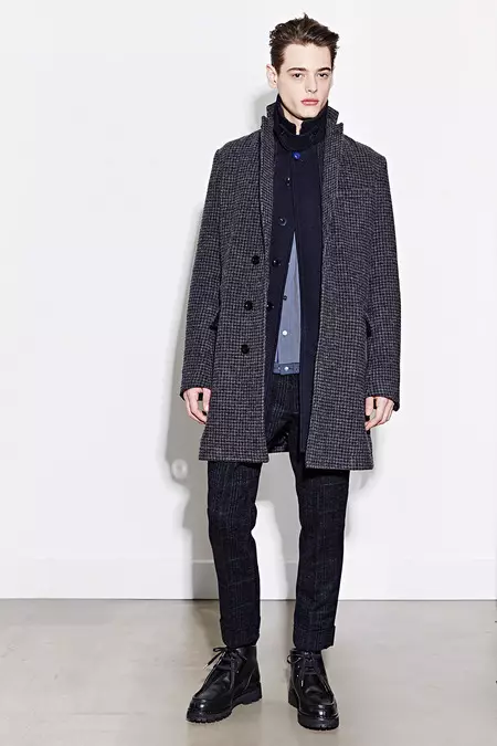 Sacai_003_1366.450x675