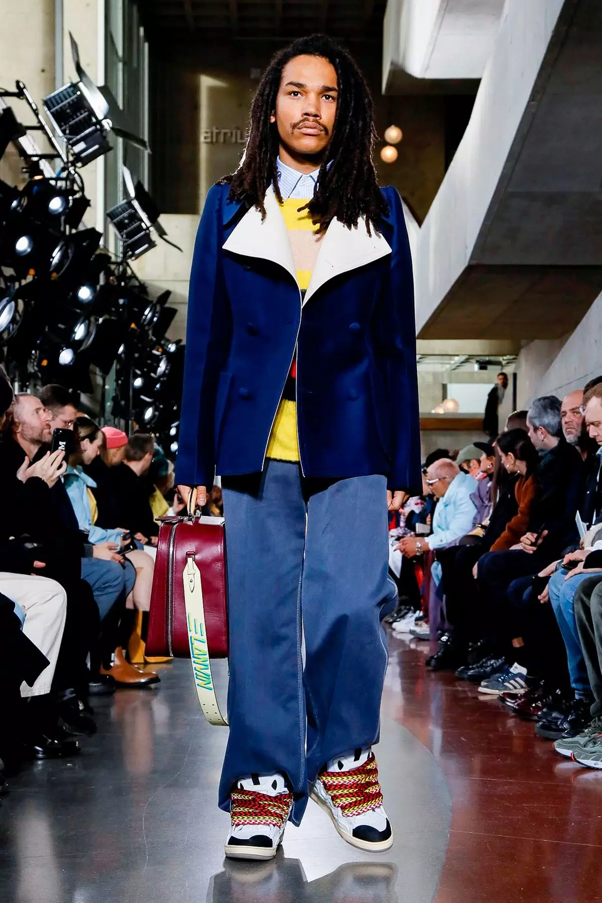 Pánske oblečenie Lanvin jeseň/zima 2020 v Paríži 43024_37
