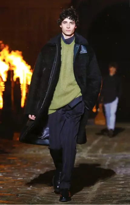 UHERMES MENSWEAR FALL WINTER 2018 PARIS17