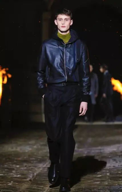 UHERMES MENSWEAR FALL WINTER 2018 PARIS30