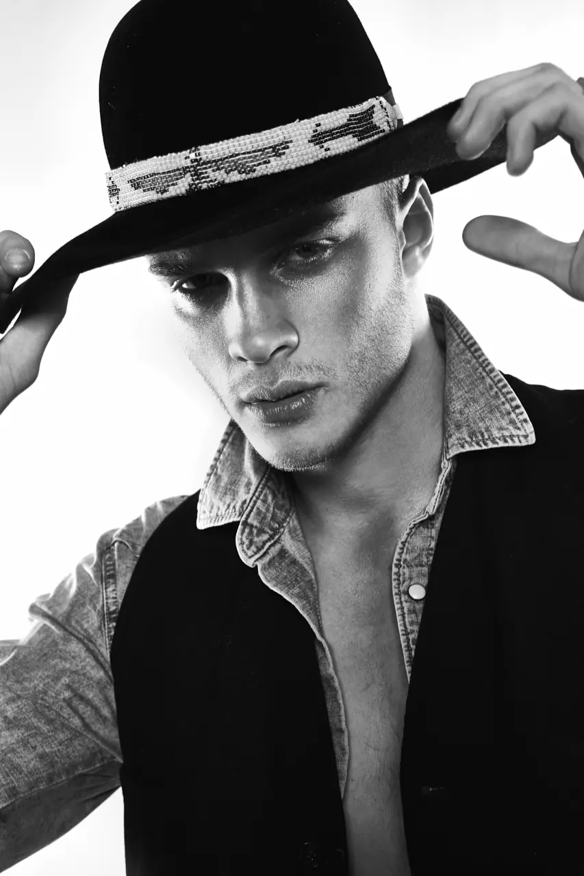 Philipp Yann Jerome by Benjamin Klakow (19)