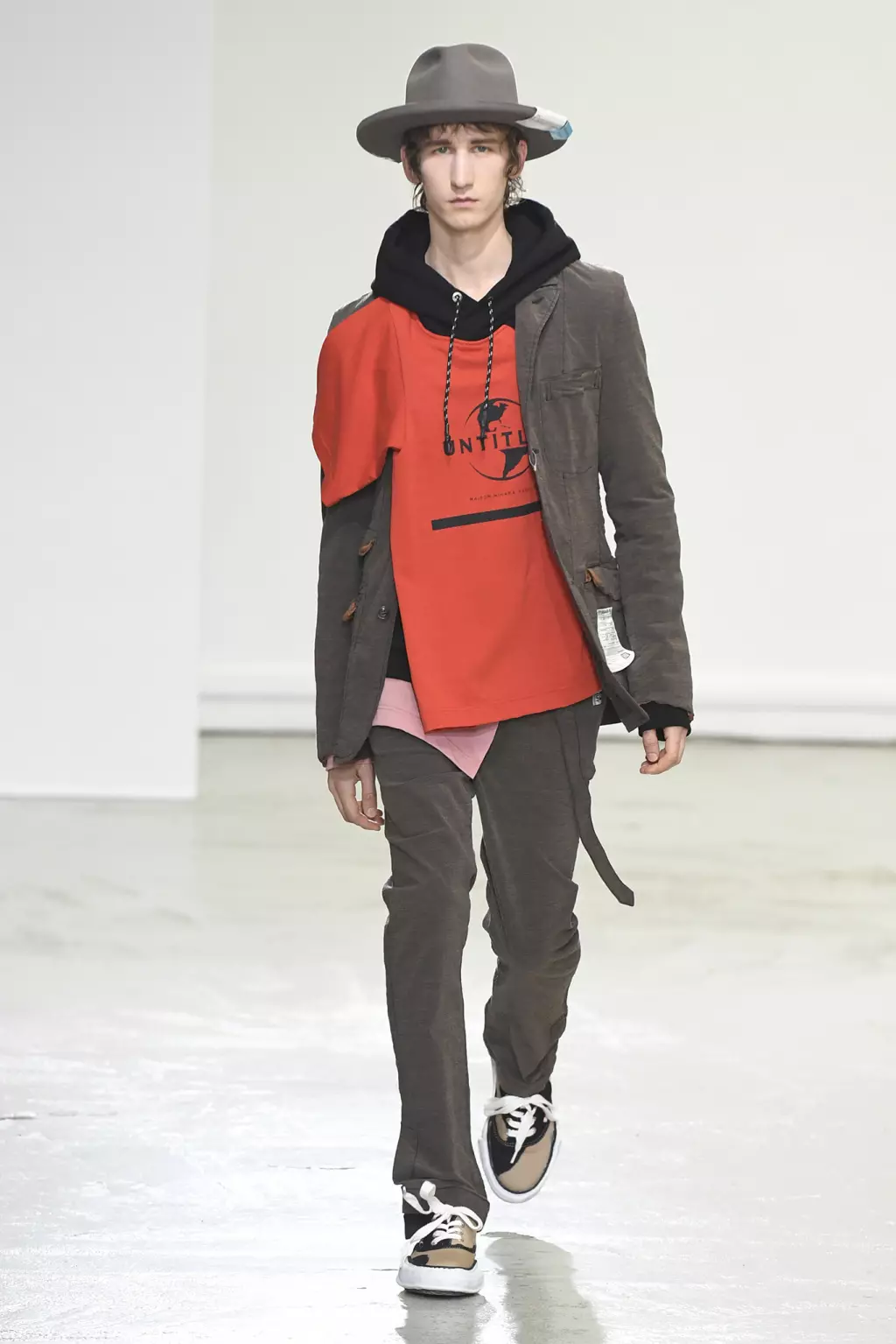 I-MAISON MIHARA YASUHIRO Ikwindla ye-Menswear/Winter 2020 Paris 43197_1