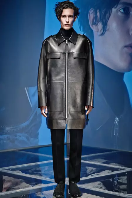 Balenciaga_007_1366.450x675