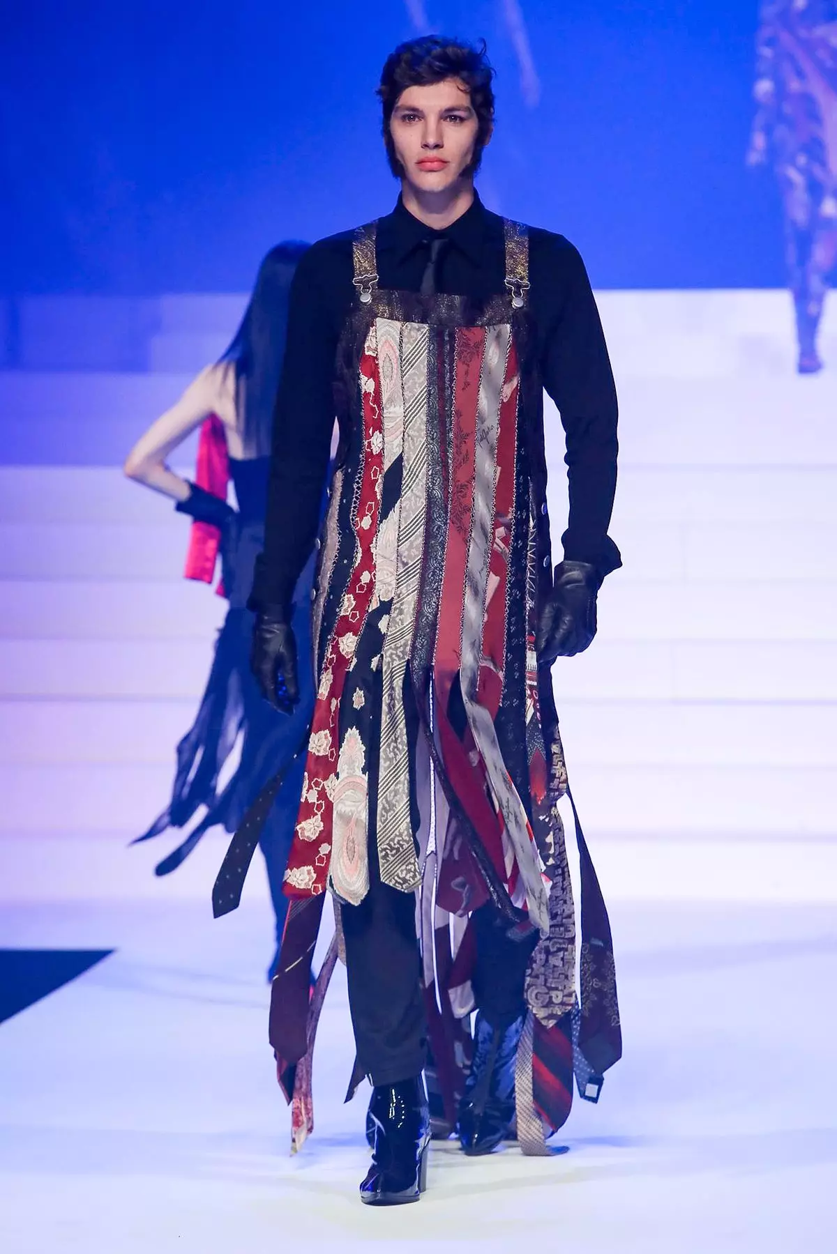 Jean Paul Gaultier Haute Couture išvaizda 2020 m. pavasario/vasaros Paryžiuje 43463_3