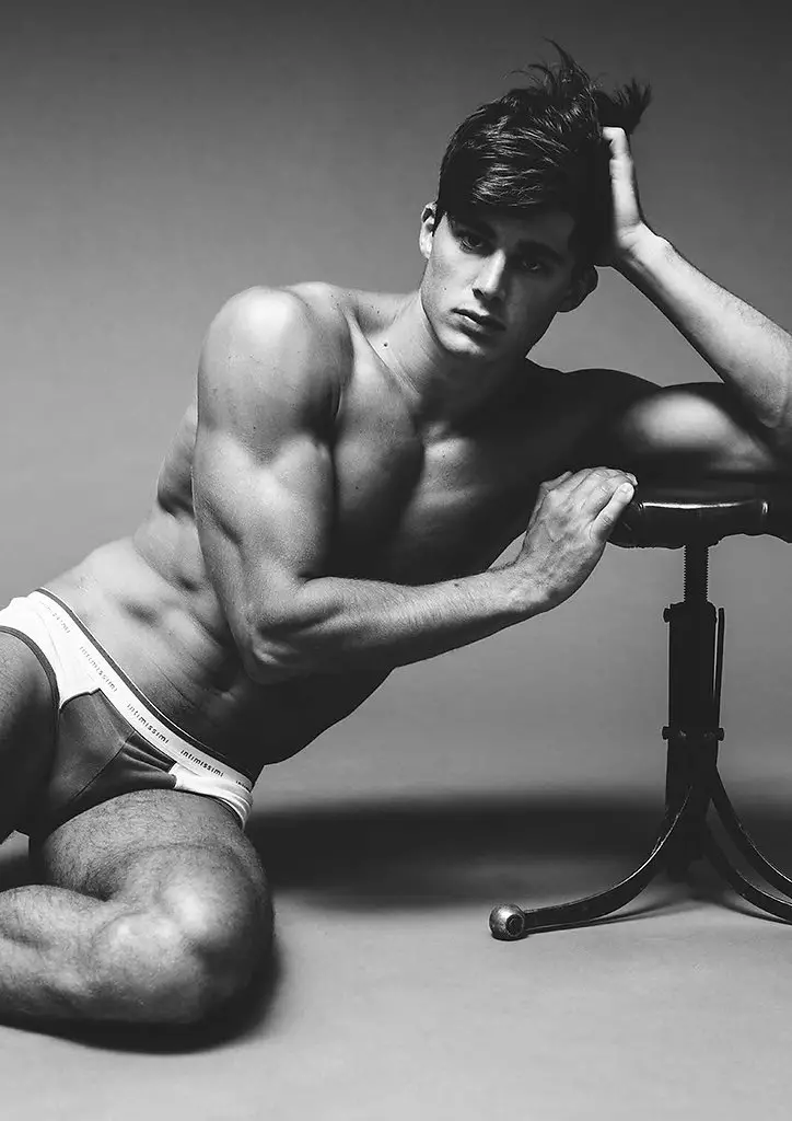 Pietro Boselli de Darren Black Photography