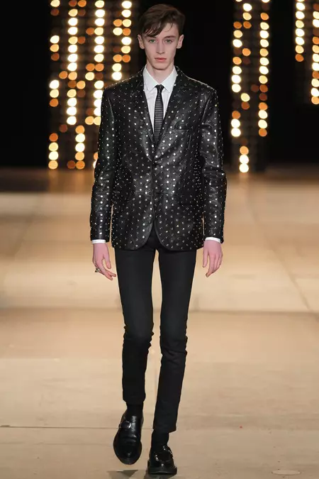 Saint Laurent ၄၄