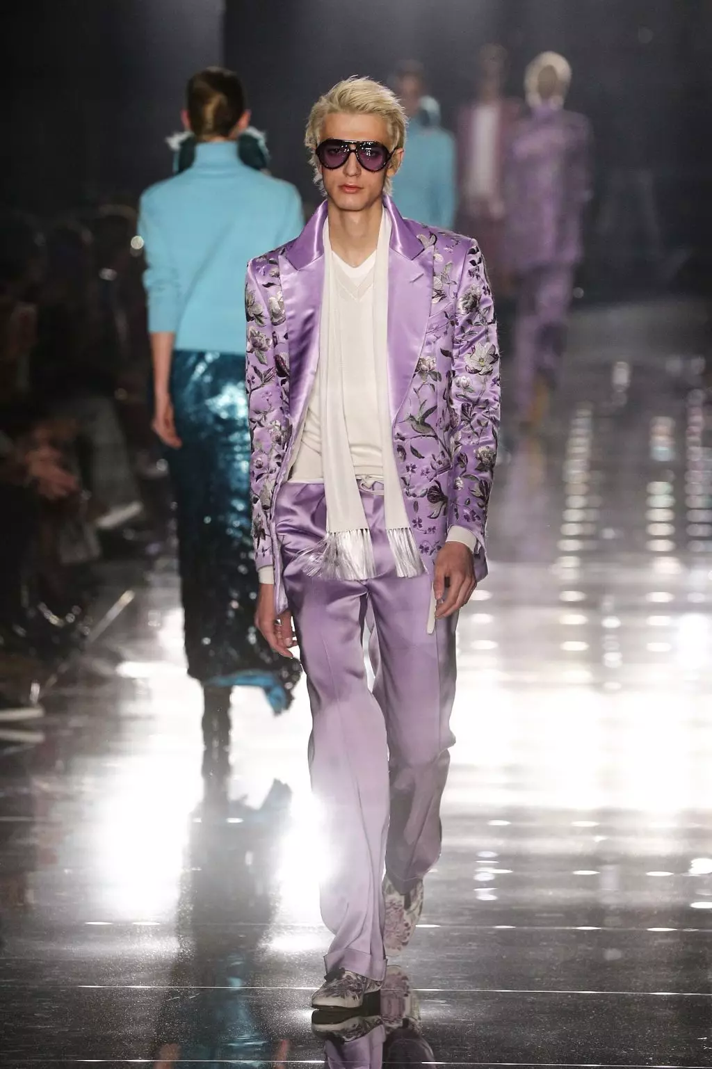 ຮູບຮ່າງຂອງ Tom Ford Menswear Fall/Winter 2020 43847_13