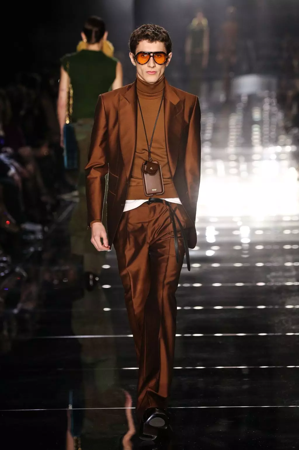 ຮູບຮ່າງຂອງ Tom Ford Menswear Fall/Winter 2020 43847_5