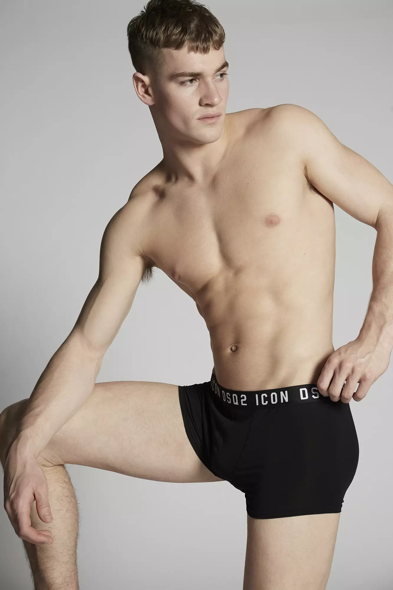 Matty Carrington per a roba interior i banyadors per a homes de Dsquared2 43938_7