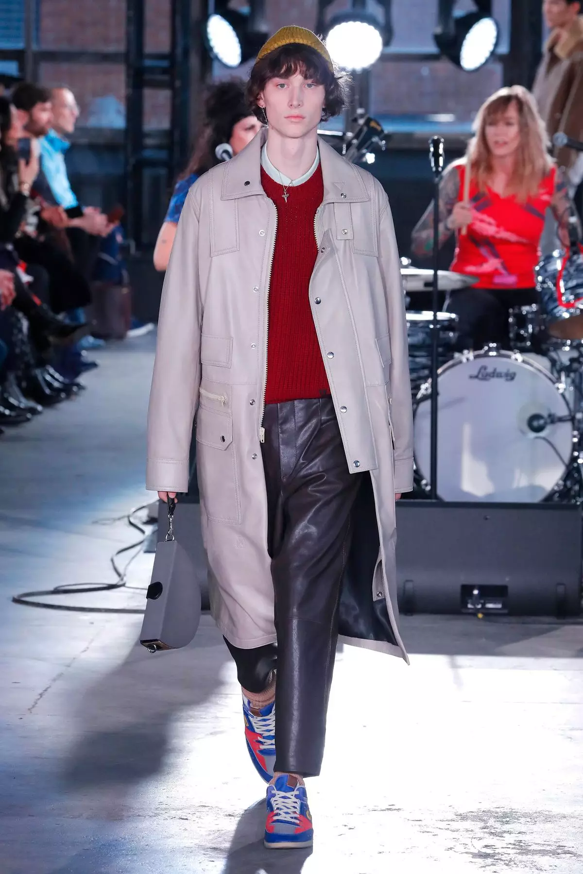 Ang Tan-aw sa Coach Andam Isul-ob Fall/Winter 2020 New York 43946_6