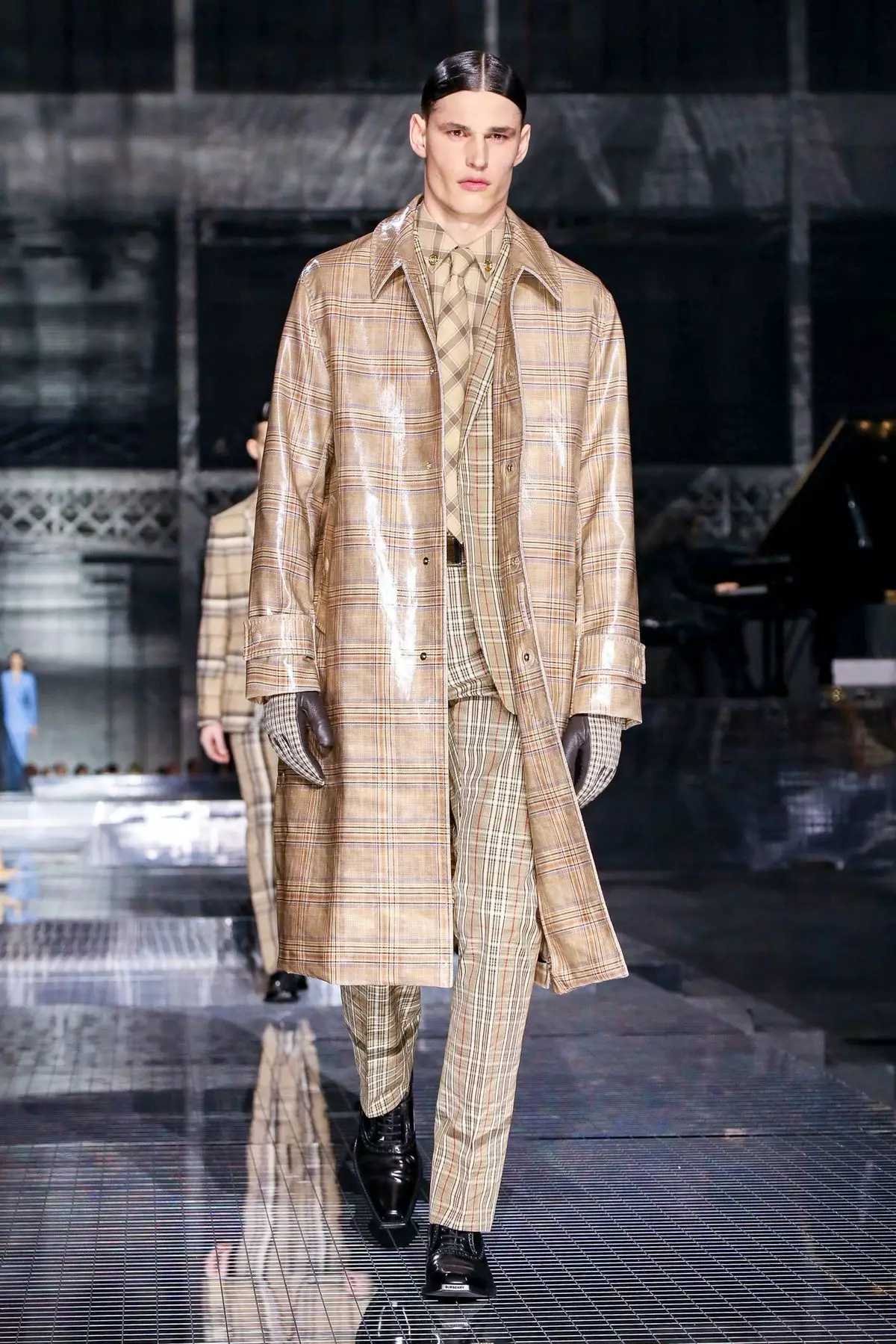 Burberry Yakagadzirira Kupfeka Kudonha / Nguva Yechando 2020 London 44185_4