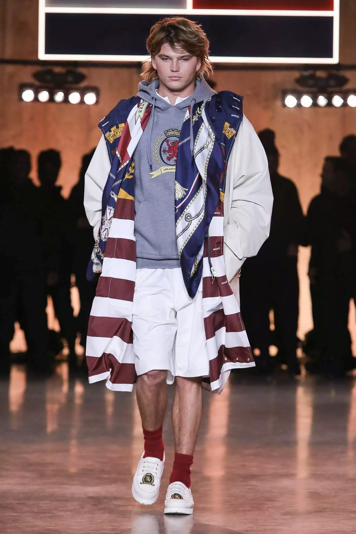 Tommy Hilfiger pronto para vestir primavera / verão 2020 Londres 44269_21