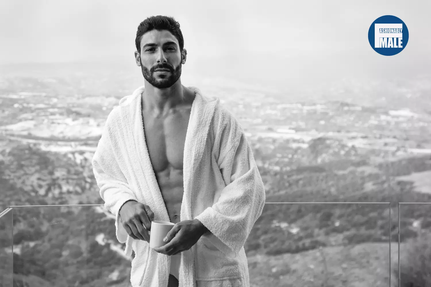 Sofronis Harpas ni Andreas Constantinou para sa Fashionably Male