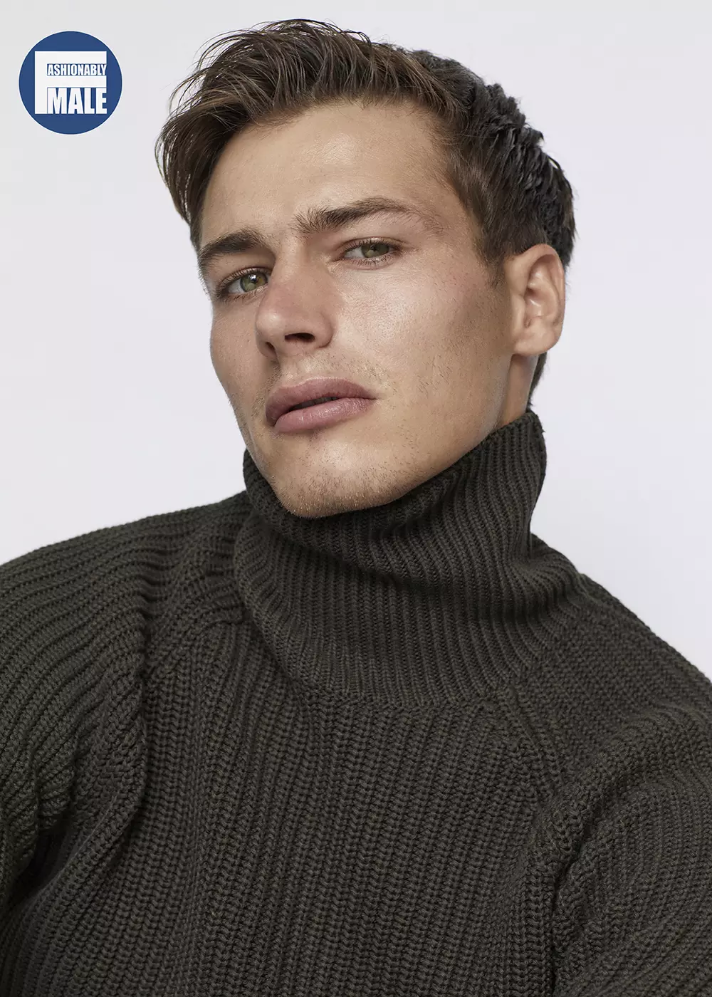 Benjamin Shepherd oleh Victor Low untuk Fashionably Male