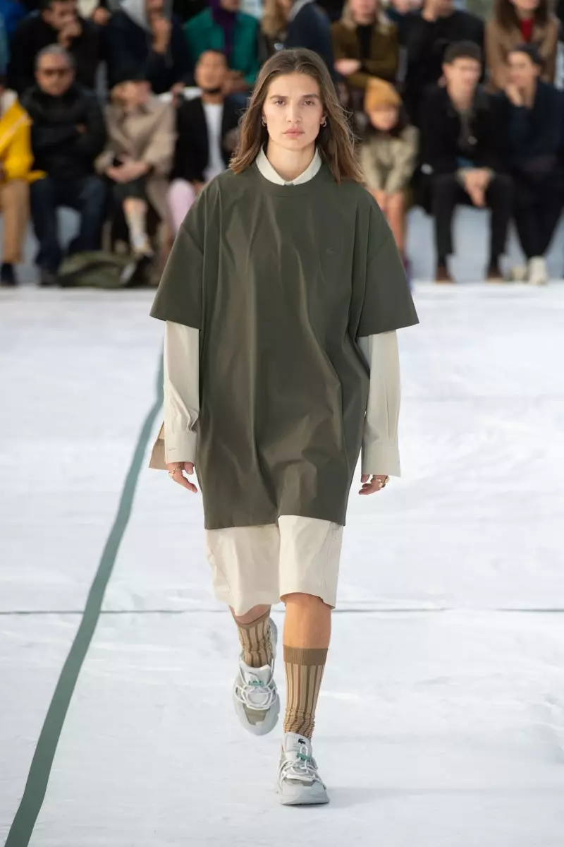 Lacoste RTW Frühjahr 2022 Paris 44_16