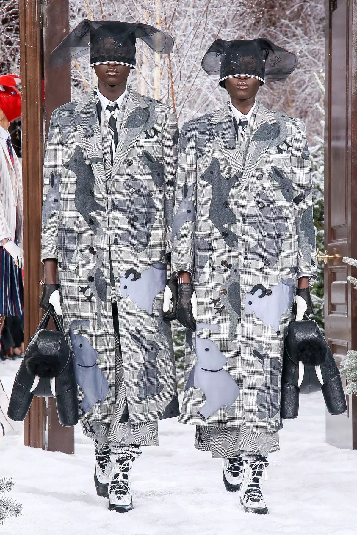 Thom Browne Ṣetan Lati Wọ Igba Irẹdanu Ewe / Igba otutu 2020 Paris 45599_27