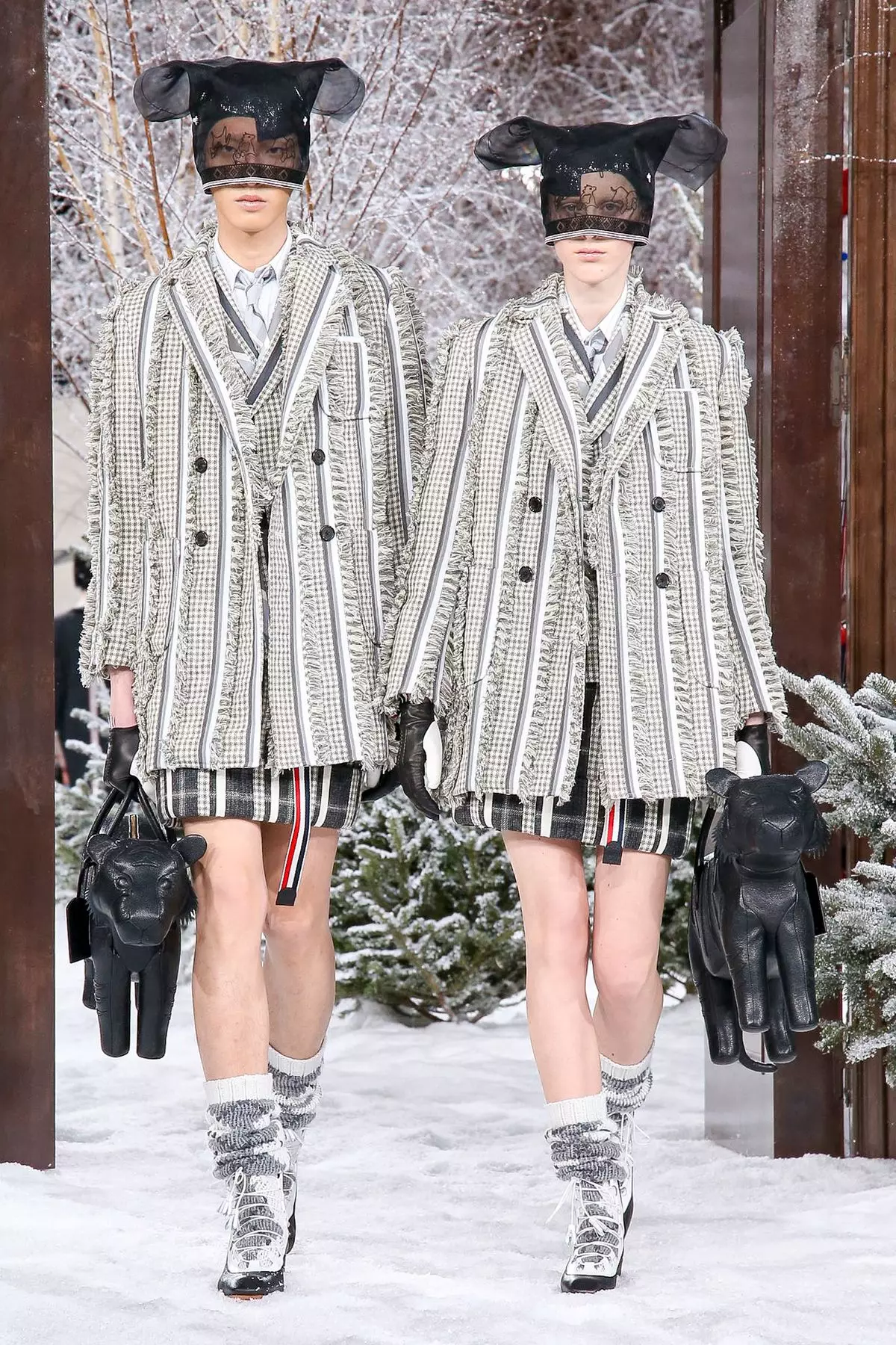 Thom Browne o Itokiselitse ho Apara Hoetla/Mariha 2020 Paris 45599_44