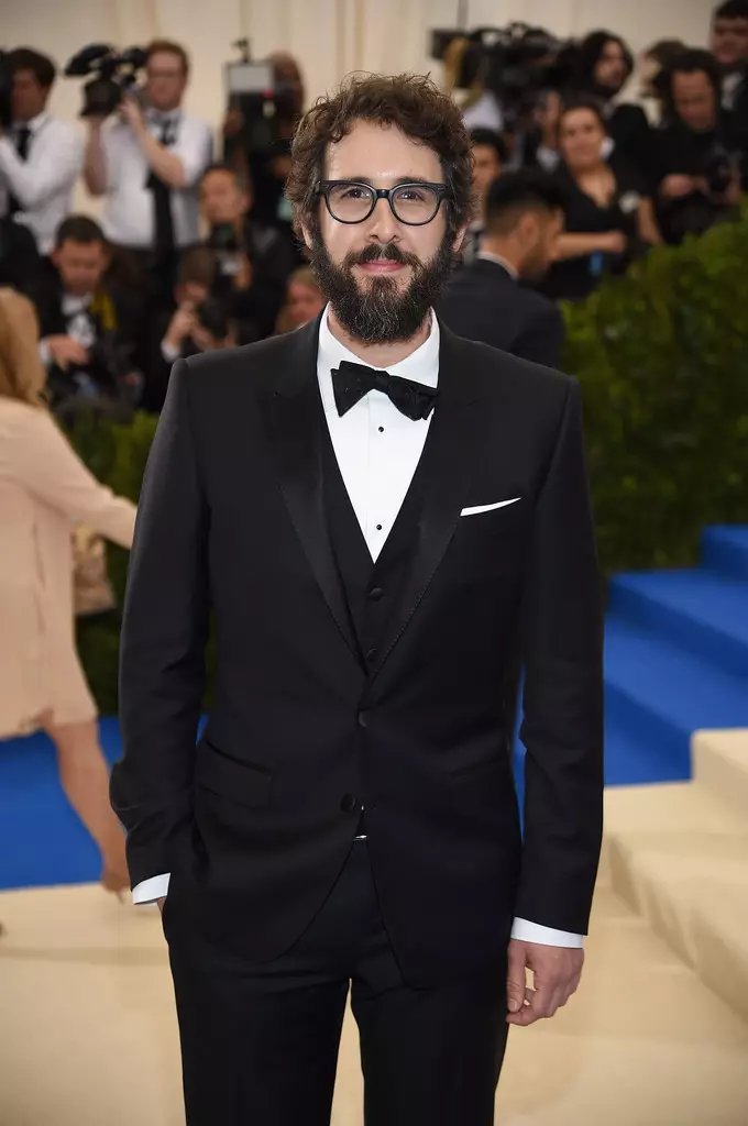 Josh Groban Rei+Kawakubo+Comme+des+Garcons+Art+Bitween+iWwOl1ooXmqx