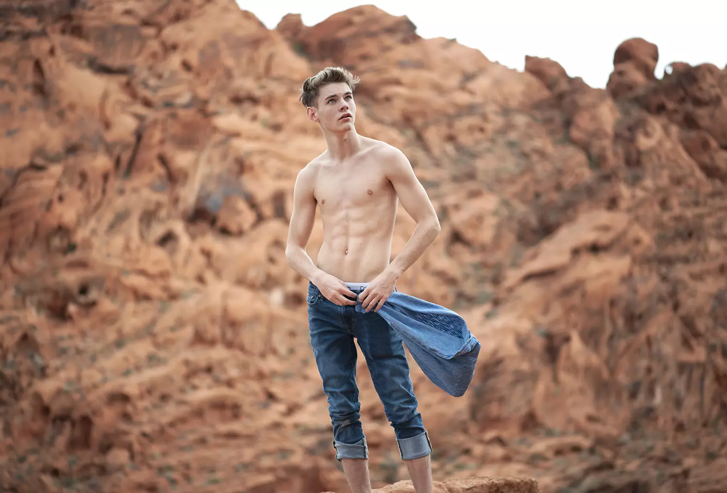 Bryce Miller โดย Tyson Vick สำหรับ Fashionably Male