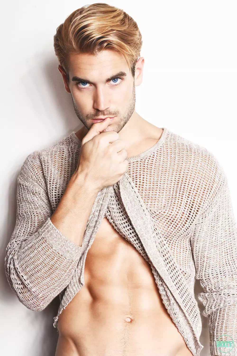 Lucas Bloms di Phil Limprasertwong per Fashionably Male1