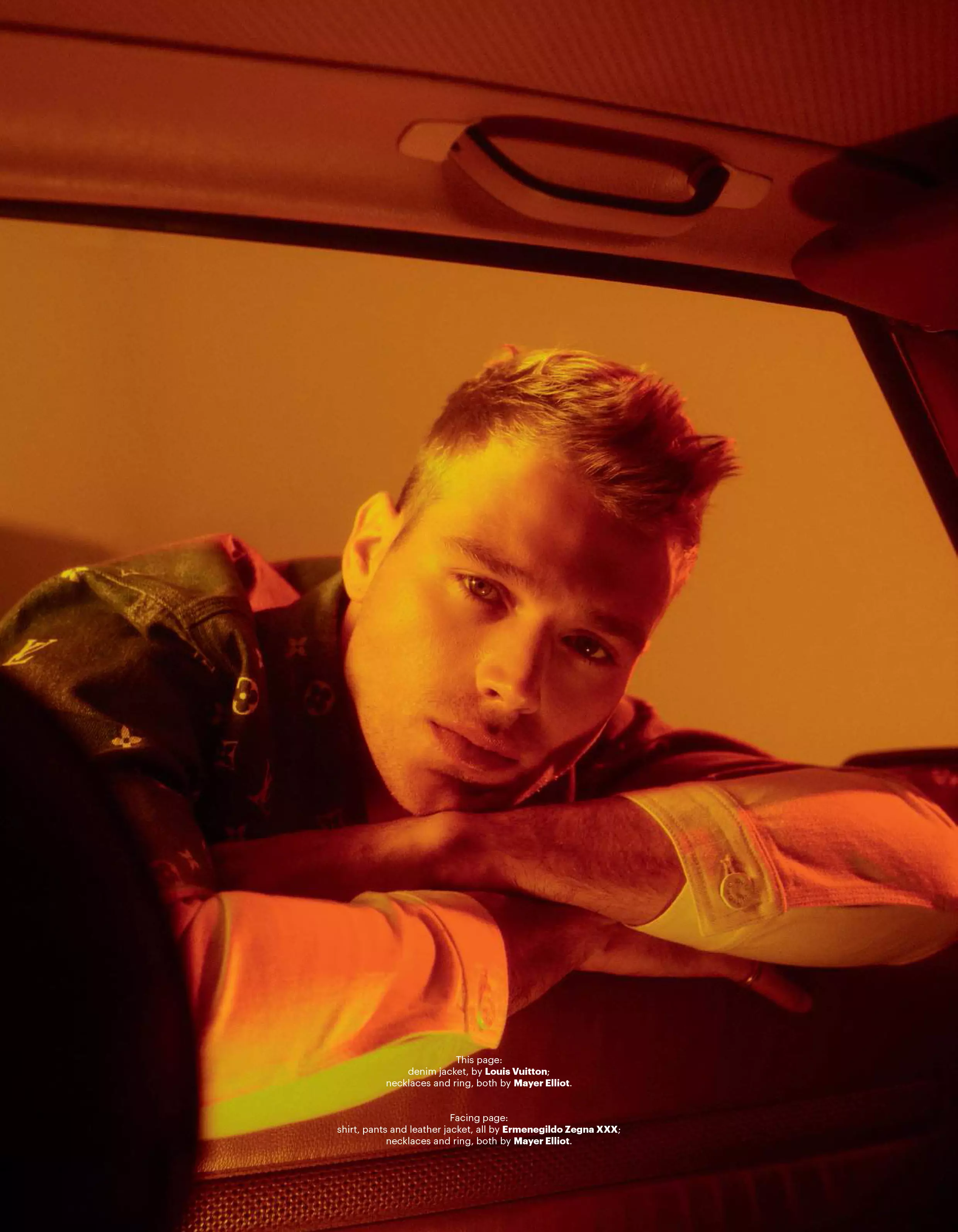 Matthew Noszka in Körpersprache für Esquire Singapore März 2020