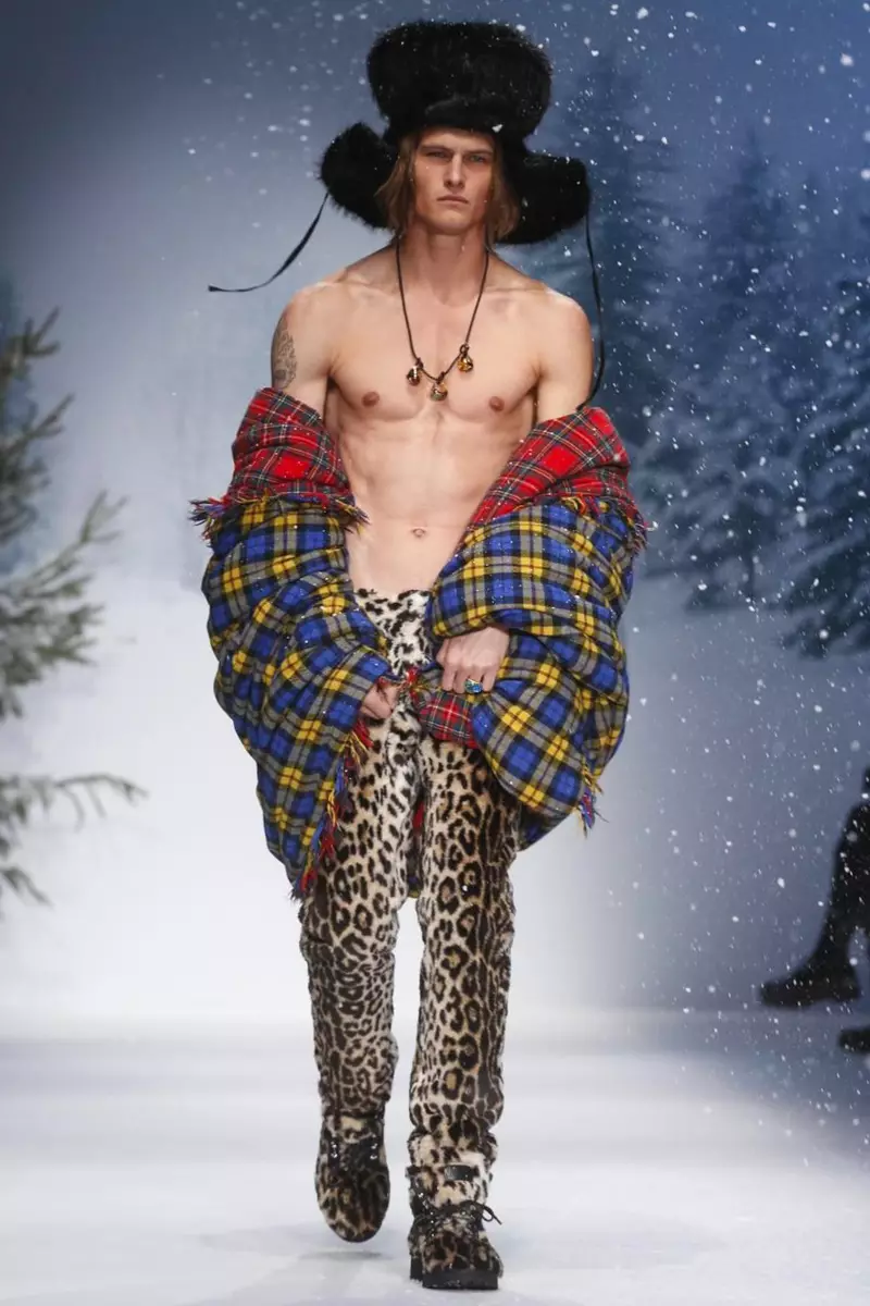 Мъжко облекло Moschino есен зима 2015 в Лондон