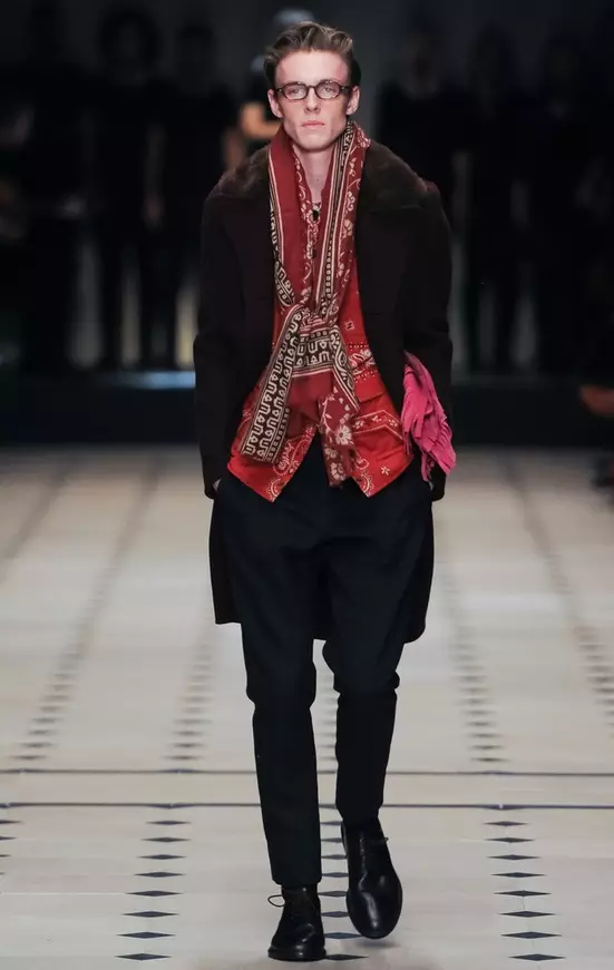 Burberry Prorsum Vira Aŭtuno/Vintro 2015 Londono