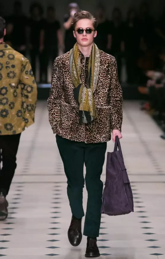 Burberry Prorsum Vira Aŭtuno/Vintro 2015 Londono