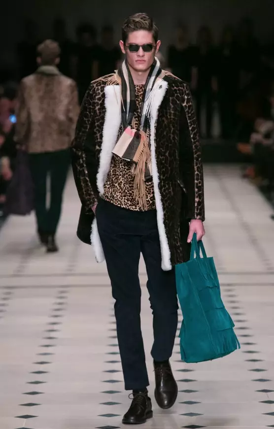 Burberry Prorsum Vira Aŭtuno/Vintro 2015 Londono