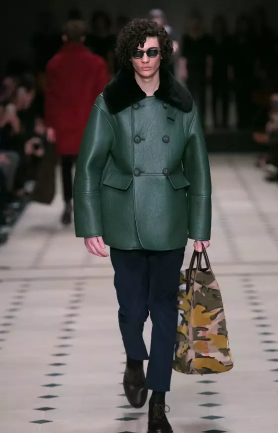 Burberry Prorsum Vira Aŭtuno/Vintro 2015 Londono