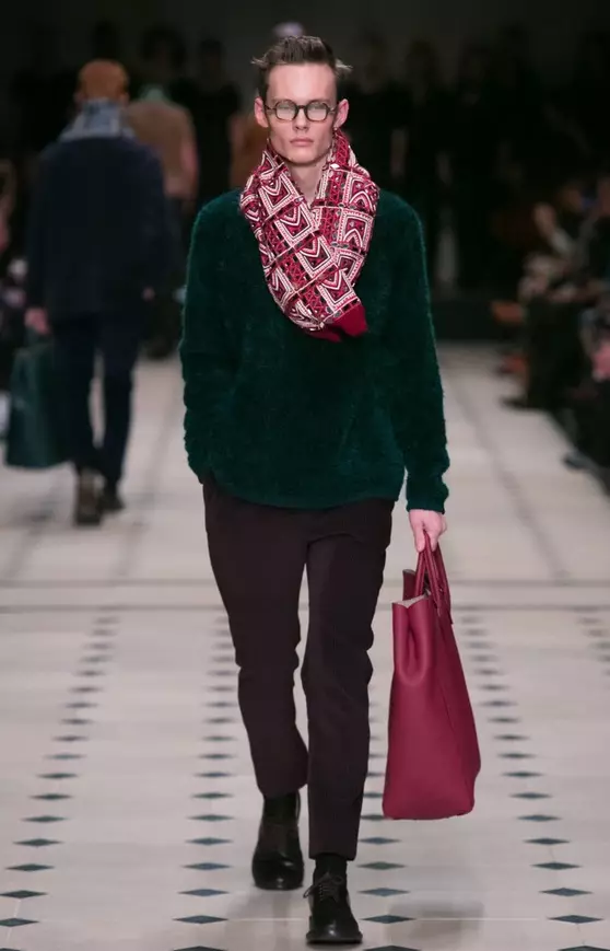 Burberry Prorsum Vira Aŭtuno/Vintro 2015 Londono