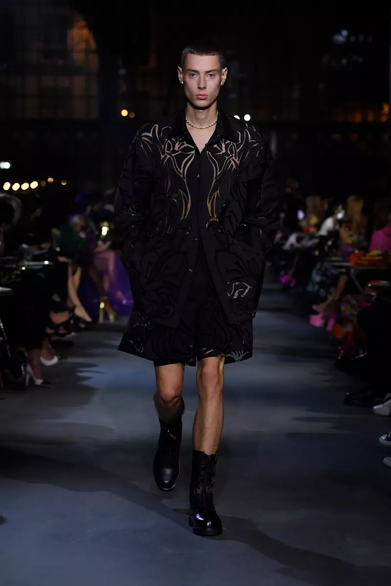 Valentino RTW våren 2022 46_15