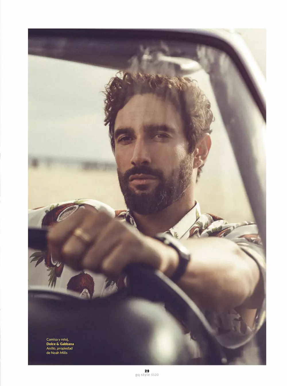 Noah Mills vum Richard Ramos fir GQ Style Mexico SS20 Editorial