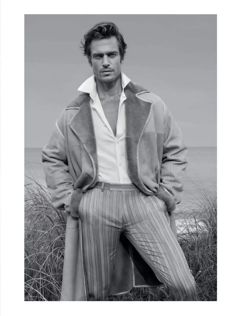 Jason Morgan vum Greg Lotus fir L'Officiel Hommes Italia Fréijoer 2021 Editorial