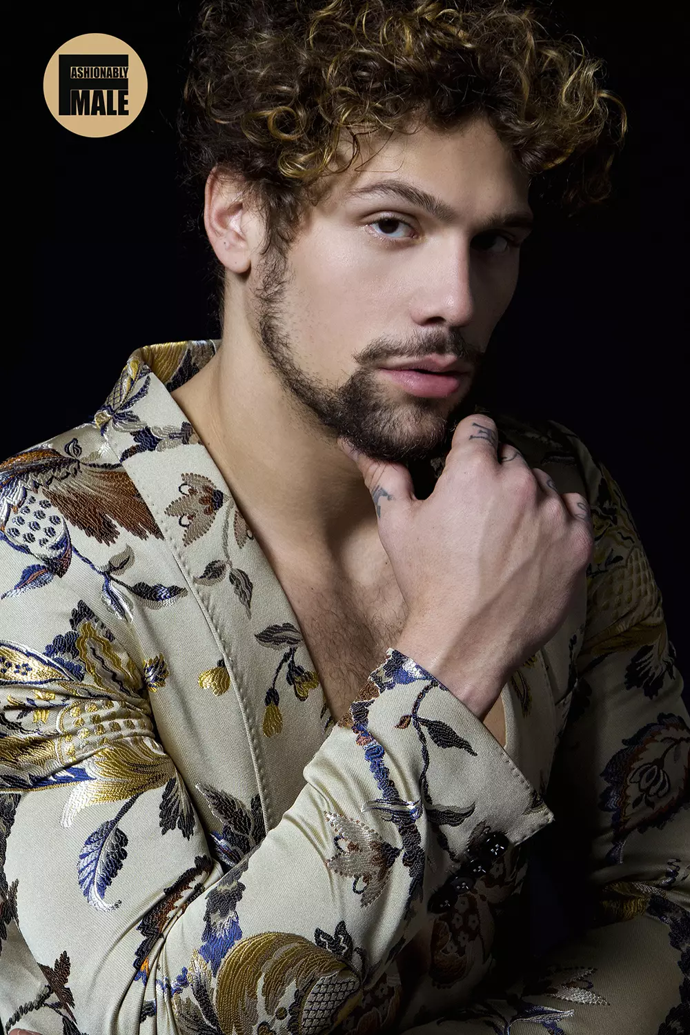 Riccardo Passavanti od Alisson Marks za Fashionably Male