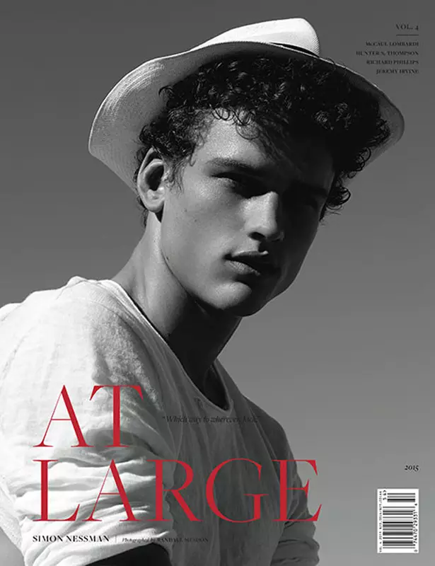 Simon Nessman é a estrela da capa de At Large076