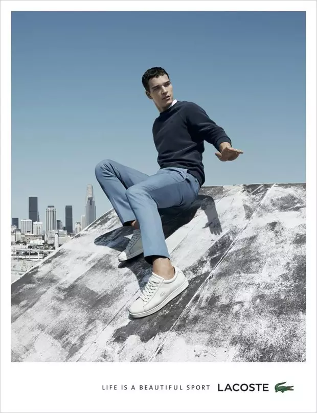 Lacoste svela la sua Primavera/Estate 2015 con protagonista Alexandre Cunha, come l'abbiamo visto prima, scatti pubblicitari del fotografo Jacob Sutton.