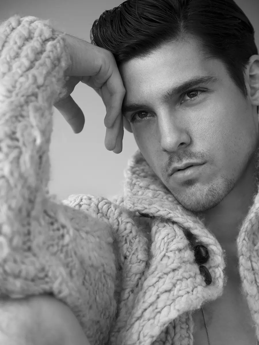 Chris Petersen ni Karl Simone Fashionably Male20