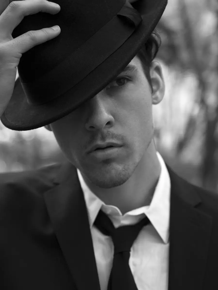 Chris Petersen av Karl Simone Fashionably Male4