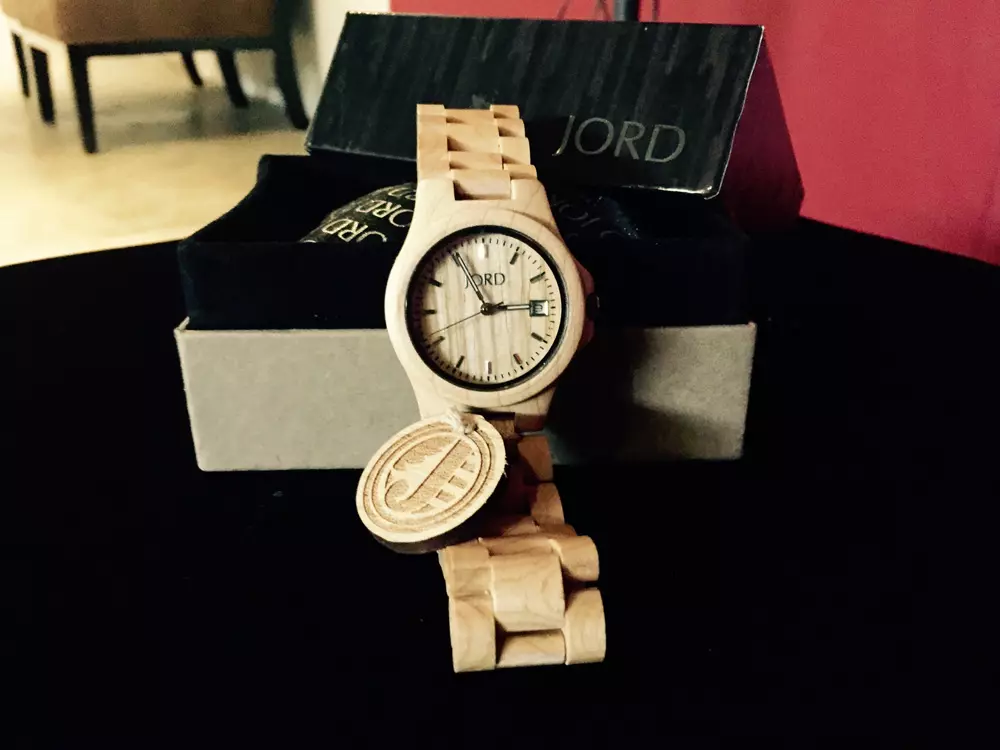 MODALI ERKAK JORD WATCH132 TAQDIM ETILADI