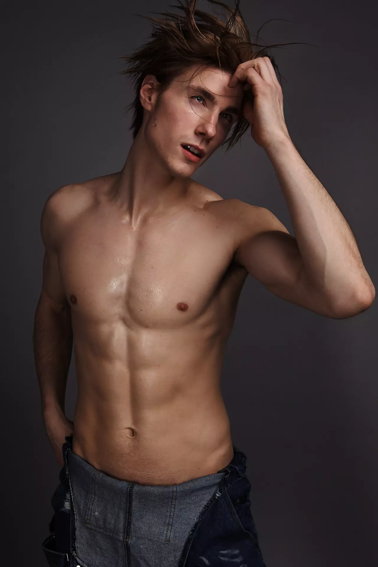 Dorian Reeves av Tina Chang7