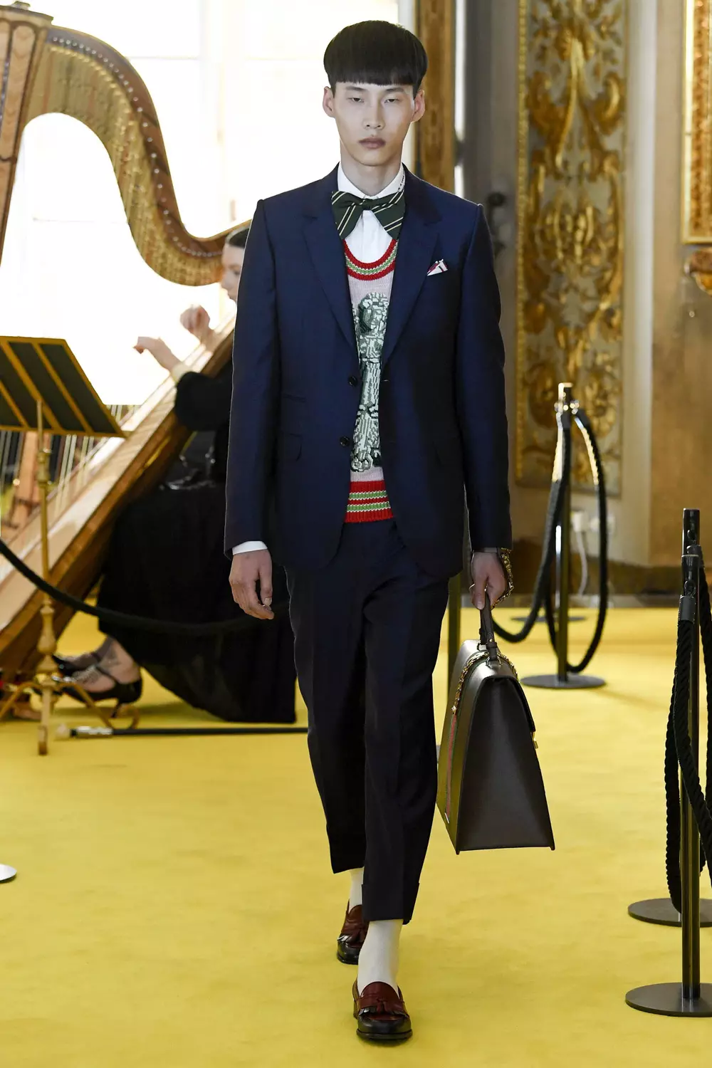 Veshje për meshkuj Gucci 2018 Resort33