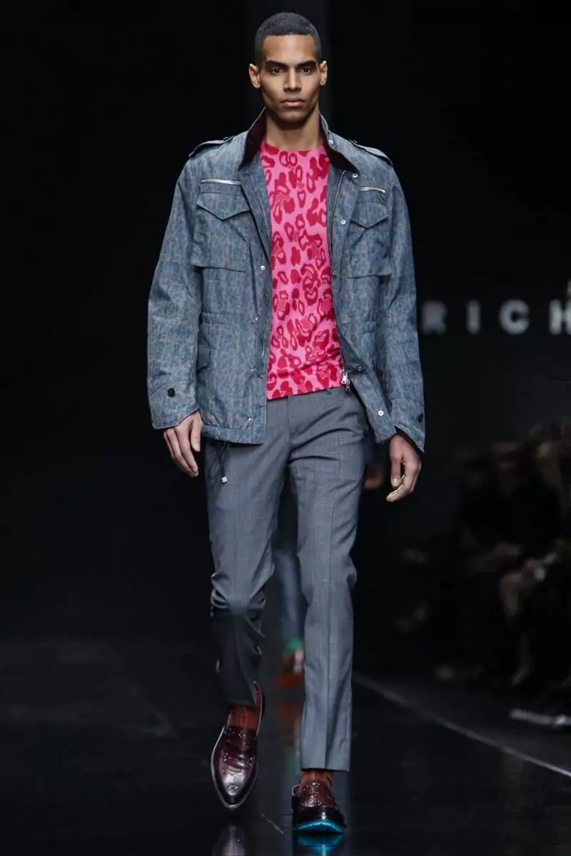 John Richmond Menswear Dayrta Jiilaalka 2015 gudaha Milan